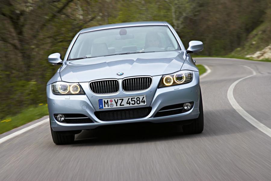  BMW 3-Series 2009 года  (фото 48 из 116)